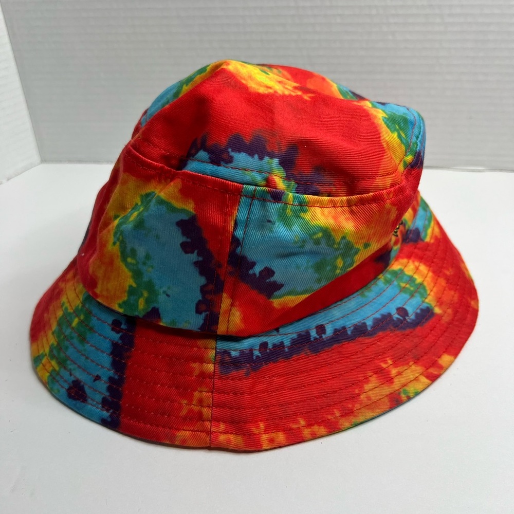 The Best Tour Ever Tour Tie Die Bucket Hat 7 1/2in All Over Print Multicolor EUC - Picture 2 of 6